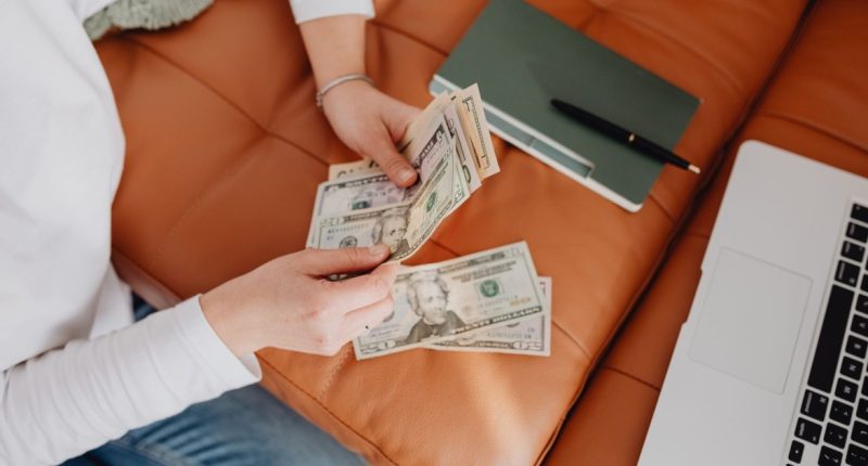 como ganhar renda extra em casa