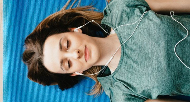 como fazer meditação guiada para iniciantes